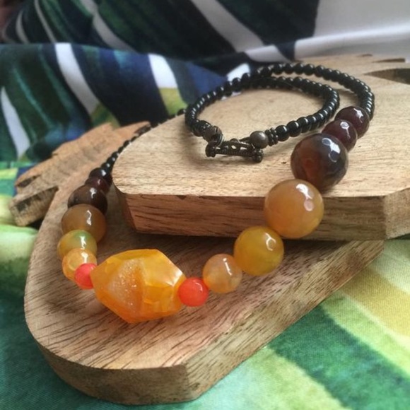 Handcrafted Beaded Necklace Reina Mora - Picture 2 of 3